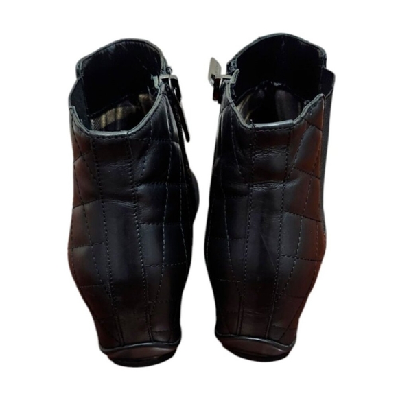 Aquatalia Womens Quilted Boot Size 7 Waterproof Black Leather Wedge Bootie - Picture 8 of 12